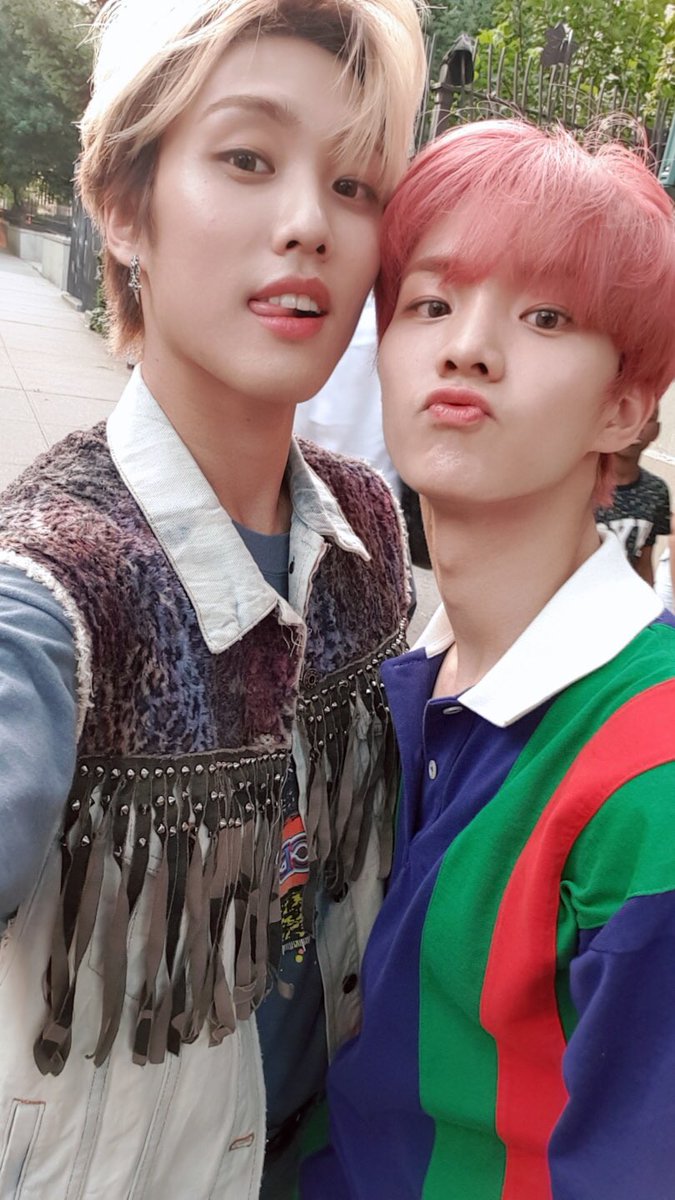 WE_THE_BOYZ's tweet photo. [제이콥] 더비 보고싶을거예요 😭 gonna miss DDD promotions 😭 #byebye #youweregoodtous #DDD https://t.co/0X0gCaKZey