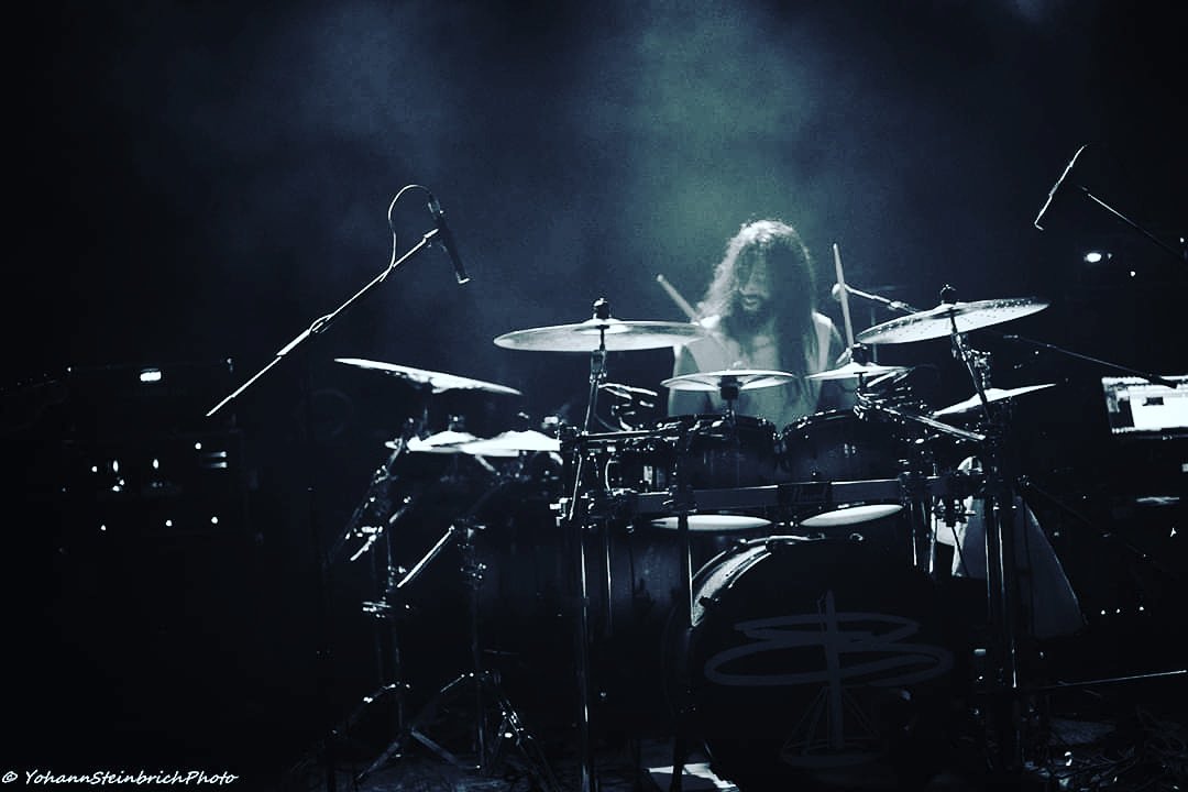 Nothing makes me happier than being on stage behind my kit ♥️🥁🥁
<a href="/loscabossticks/">Los Cabos Drumsticks</a> 
<a href="/PearlDrumCorp/">Pearl Drums</a> 
<a href="/SABIAN_Cymbals/">SABIAN Cymbals</a> 
@EvansDrumheads 
<a href="/shure/">Shure</a> 
#drumlife #drumsdaily #loscabosdrumsticks
#pearldrums #sabian #evans #shure