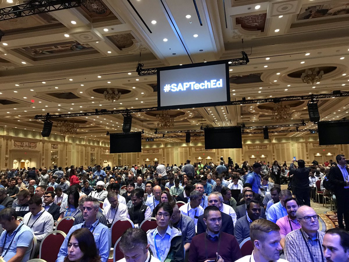 312konthum's tweet photo. @SAPTechEd crowd eagerly waiting for keynote https://t.co/7sMfsqMPqV