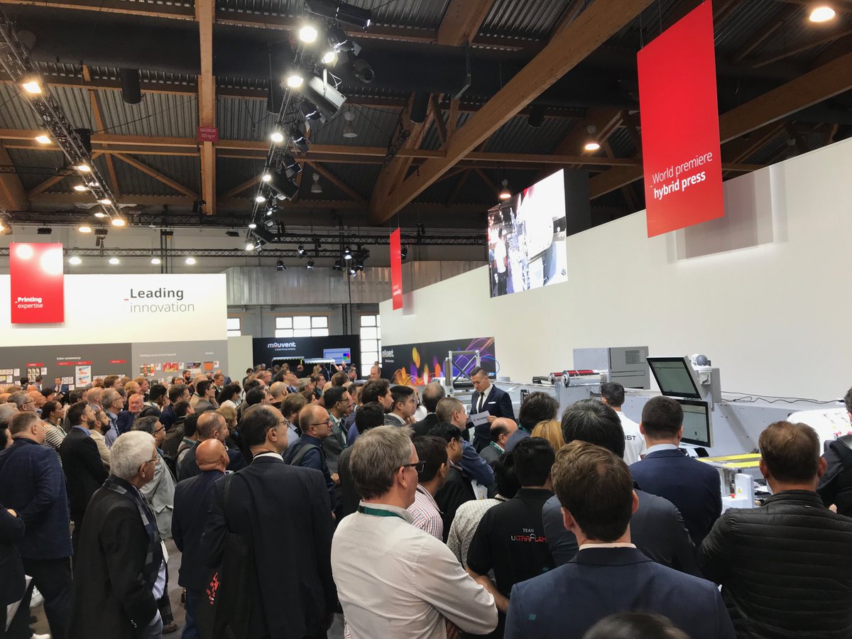 Labelexpo's tweet photo. #LabelexpoEurope 2019 - a busy day 1 comes to a close! We hope you have had a successful day. See you tomorrow! #labels #packaging #printing https://t.co/hgfWYPHGtH