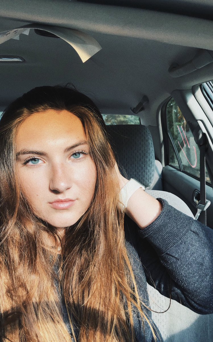 Yep car selfies are still a thing!!!