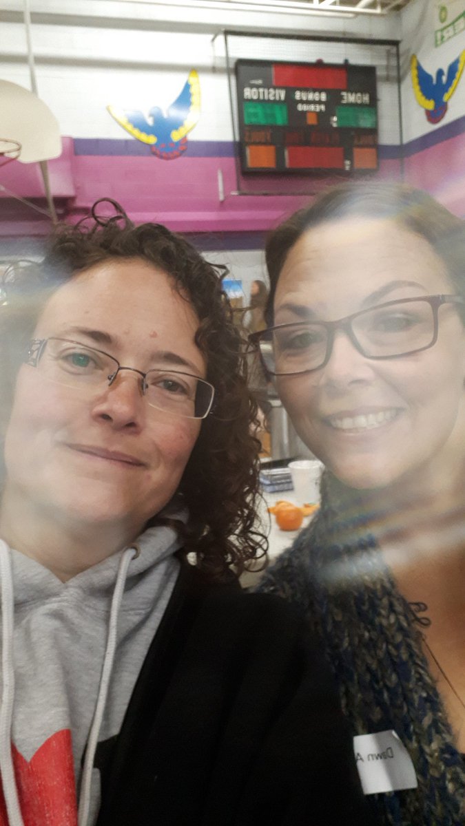 lsheuchert's tweet photo. Learning about #2018CORdata @commonoutcomes with the @NorwoodCentre crew https://t.co/9qZlRxp4O9