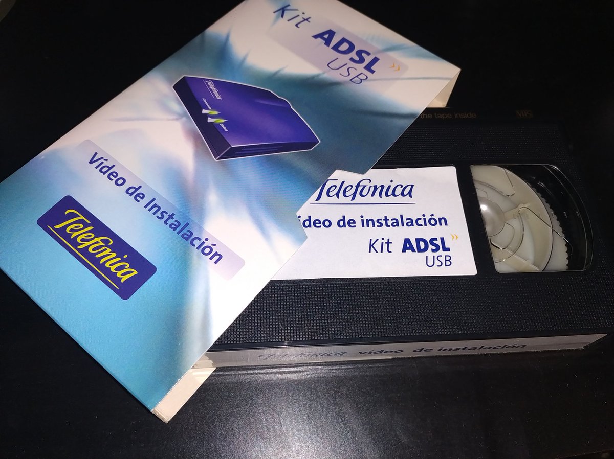 CarlosVidalFM's tweet photo. Os acordáis de cuando @Telefonica regalaba cintas VHS para saber instalar la ADSL?  #reminiscencia #juventud #premillenial https://t.co/UvwtHM9RUq