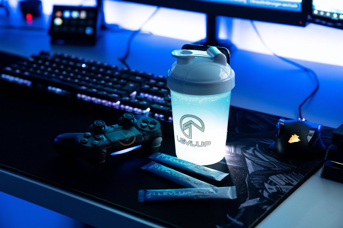 levlupgg's tweet image. Have you seen a much more complete setup?🎮 Did you already #completeyoursetup? 😉If not, why don’t you take a look at our #levlup Blue Crush SampleSticks! 🔍Got a better flavour to recommend #teamlevlup?😁 Comment below!⬇️