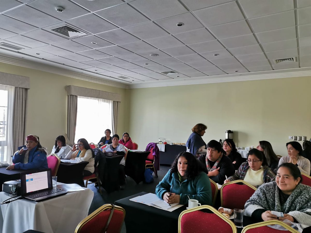 SSaludOsorno's tweet photo. Con la exposición de referentes #SSO, Sara Villalobos (Salud Sexual) y Soledad Troncoso (PESPI), se realiza en #Osorno una charla sobre enfermedades de transmisión sexual, dirigida a Consejos de Pueblos Originarios y Mesas de Salud Intercultural de la provincia. #SaludEnMarcha https://t.co/5RFhy1YuCd