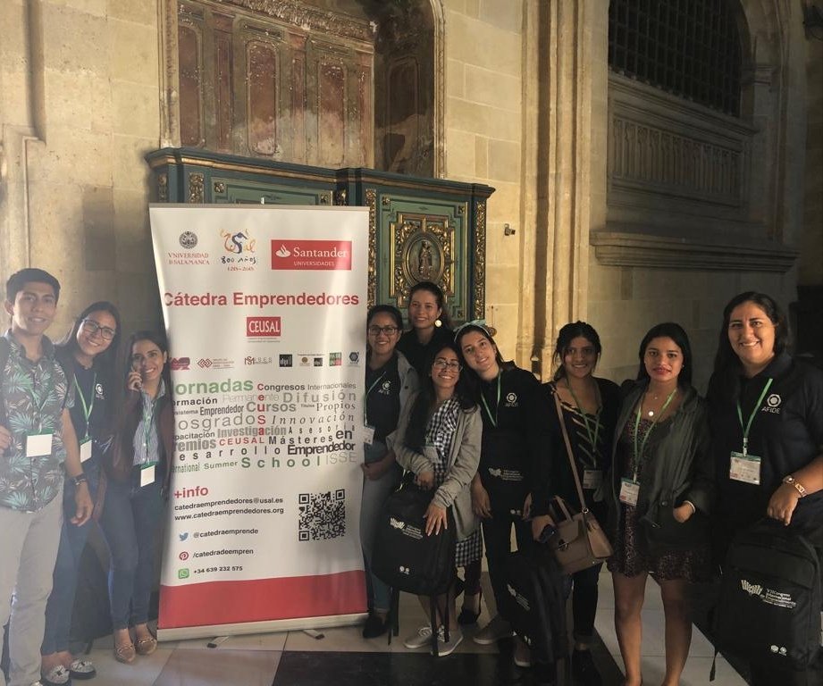 CIMA_ugfca's tweet photo. #AfideEmprende2019 🇪🇸📌
Jornada de recepción y conferencias magistrales de empresarios, académicos e investigadores #UGpresente 🏛️
@AsociacionAfide @Univcordoba
@UdeGuayaquil @fcaug https://t.co/PQXUBlNnNz