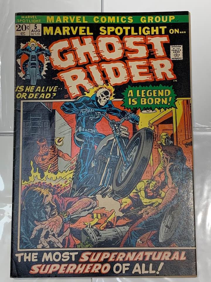 GeekToMeRadio's tweet image. It pains me to do it, but I&apos;m unloading some of my prized comics on #eBay including the 1st appearances of #Deadpool, #Wolverine, #GhostRider, #SheHulk, #HarleyQuinn, #Constantine and many more!!! Throw in some bids and help me out: 
.
ebay.com/sch/m.html?ite…