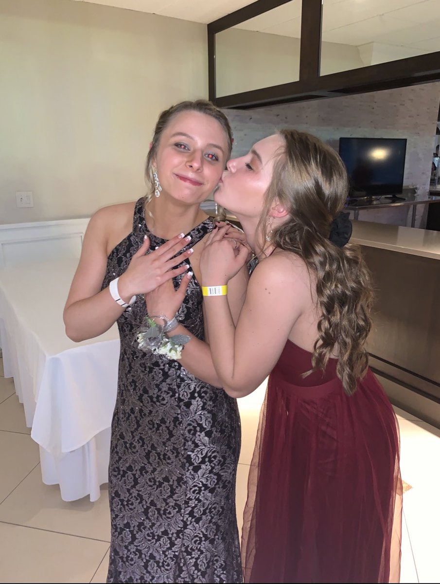 akarl7's tweet photo. happy birthday to the love of my life, my gal pal, and my best friend 💗💗I love you @meganmullaly22 https://t.co/PcKTpGa9C4
