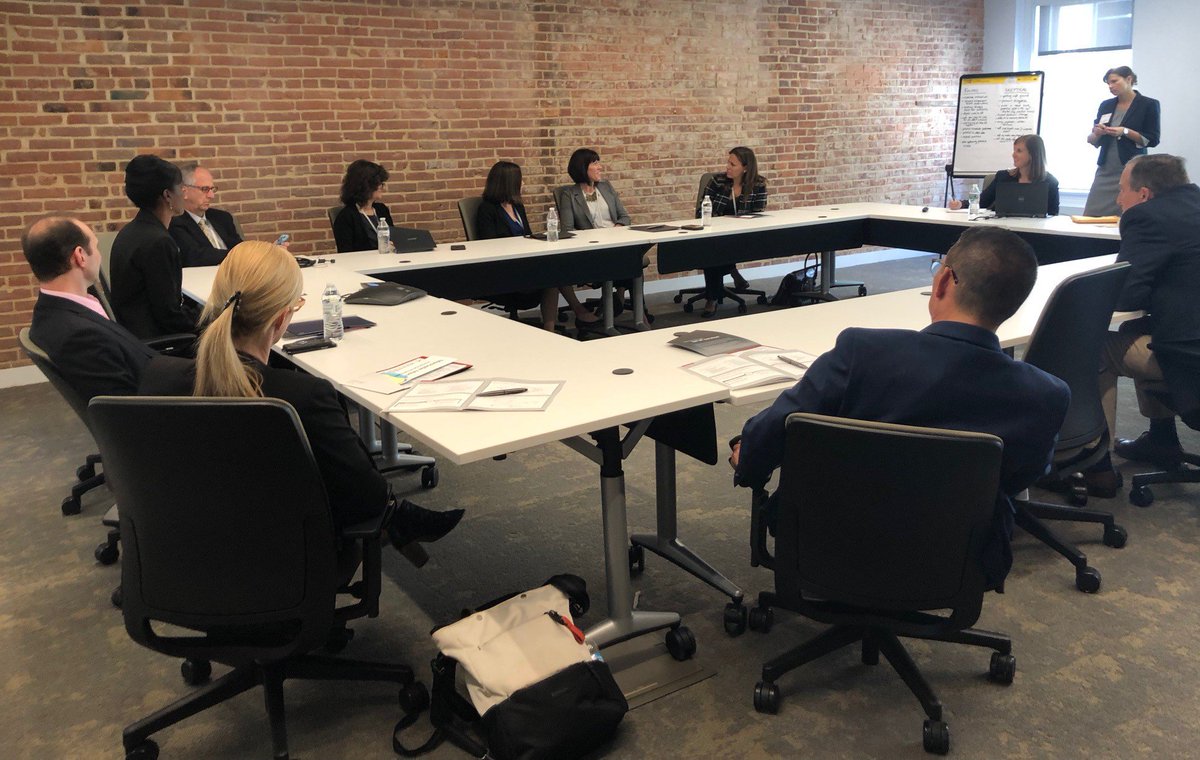 AdvisoryBd's tweet photo. Two of our working sessions before lunch focused on digital solutions (how do we improve patient education adherence?) and site-of-care shift (what's our future state and how do we prepare?). #ABvaluesummit https://t.co/50h22AEoWh