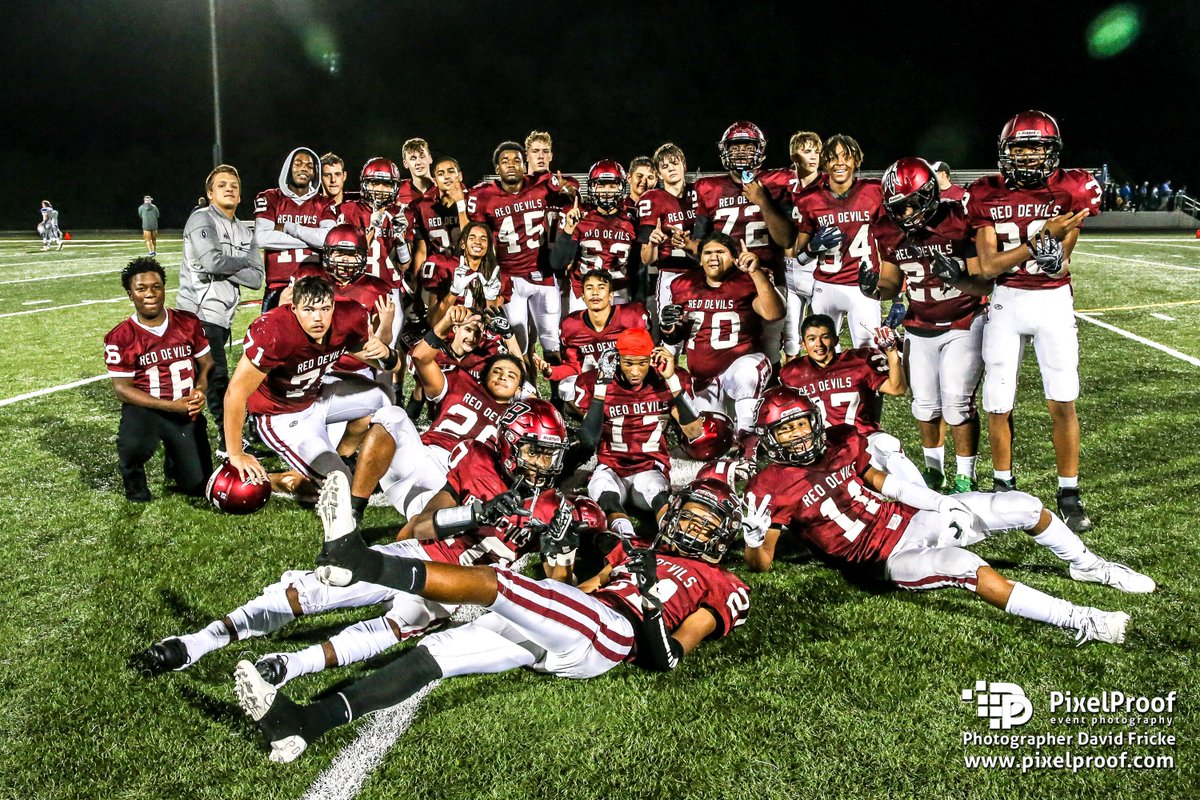 PixelProof's tweet photo. Congratulations @RedDevilsFB JV on your win over the Oak Creek Knights. https://t.co/YPAW4ZjGeb