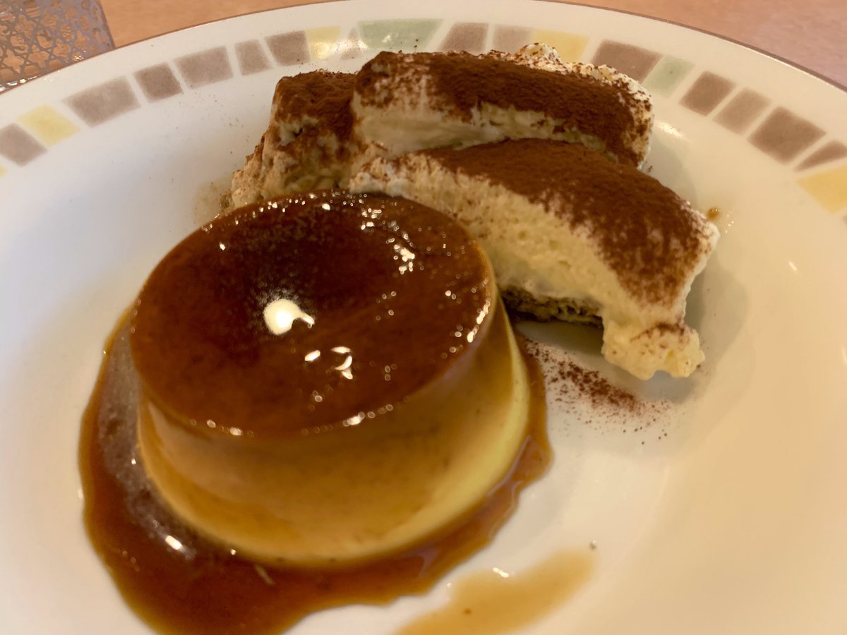punikigohan's tweet photo. オススメされたサイゼリアのメニュー食べて来たんだけど、だらも美味し過ぎて笑みが抑えられんかった……
#きょうのぷにきごはん https://t.co/qKSqUjrm4u
