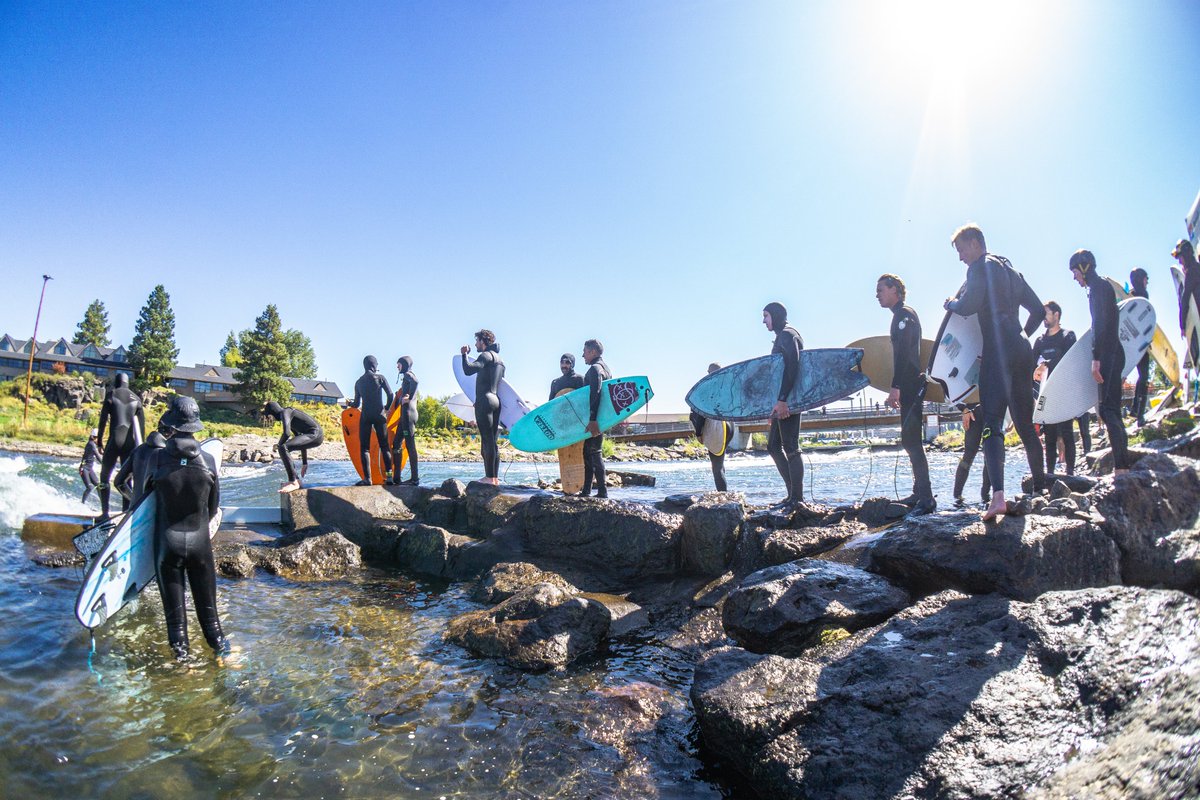 10BarrelBrewing's tweet photo. Things got pretty rad at our first #RiverRadness event! πββοΈπ»πββοΈπ€ Thanks to all our amazing vendors, athletes, and supporters for such a great turn out. You all raised $1,785 for maintenance on the @bendparksandrec river wave! ππ#RiverSurfLeague #bendpaddletrailalliance https://t.co/CFNcl4cgc8