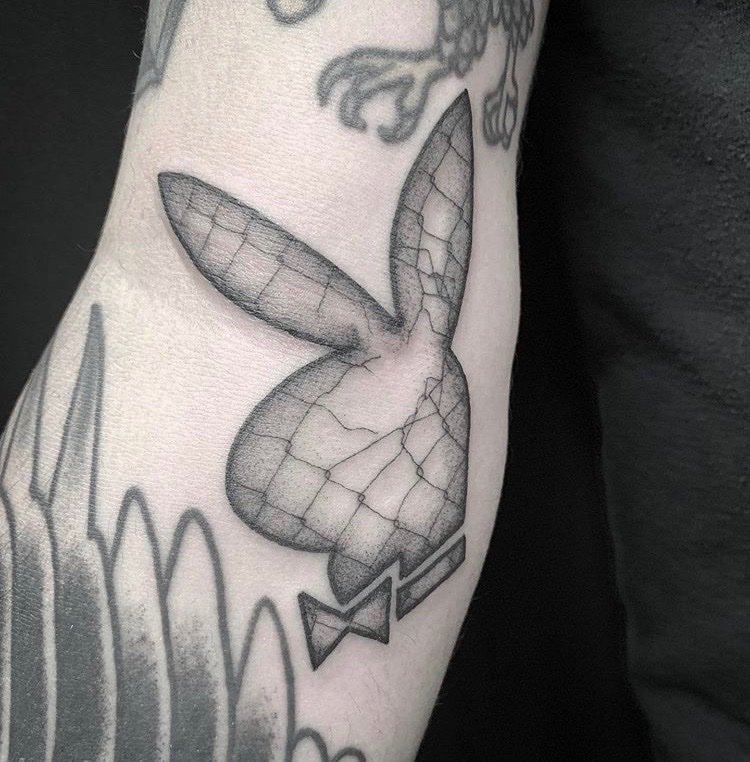 Fine Line Tattoo Artists Near Me Single Needle Tattoo Artists Near Me