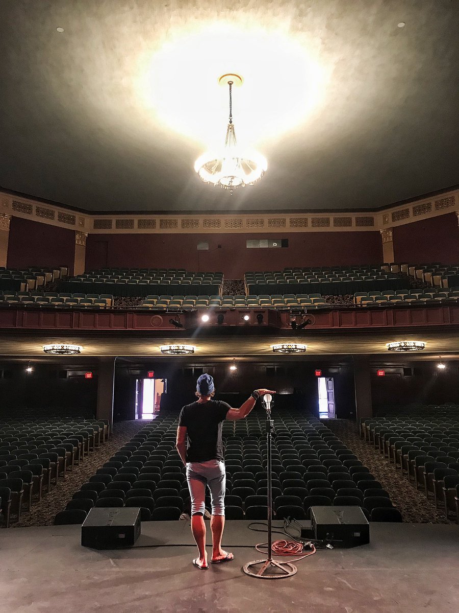 richroll's tweet photo. 3 days. I might even wear shoes.
https://t.co/XCabg6w9oy https://t.co/IoZM8YBMh9