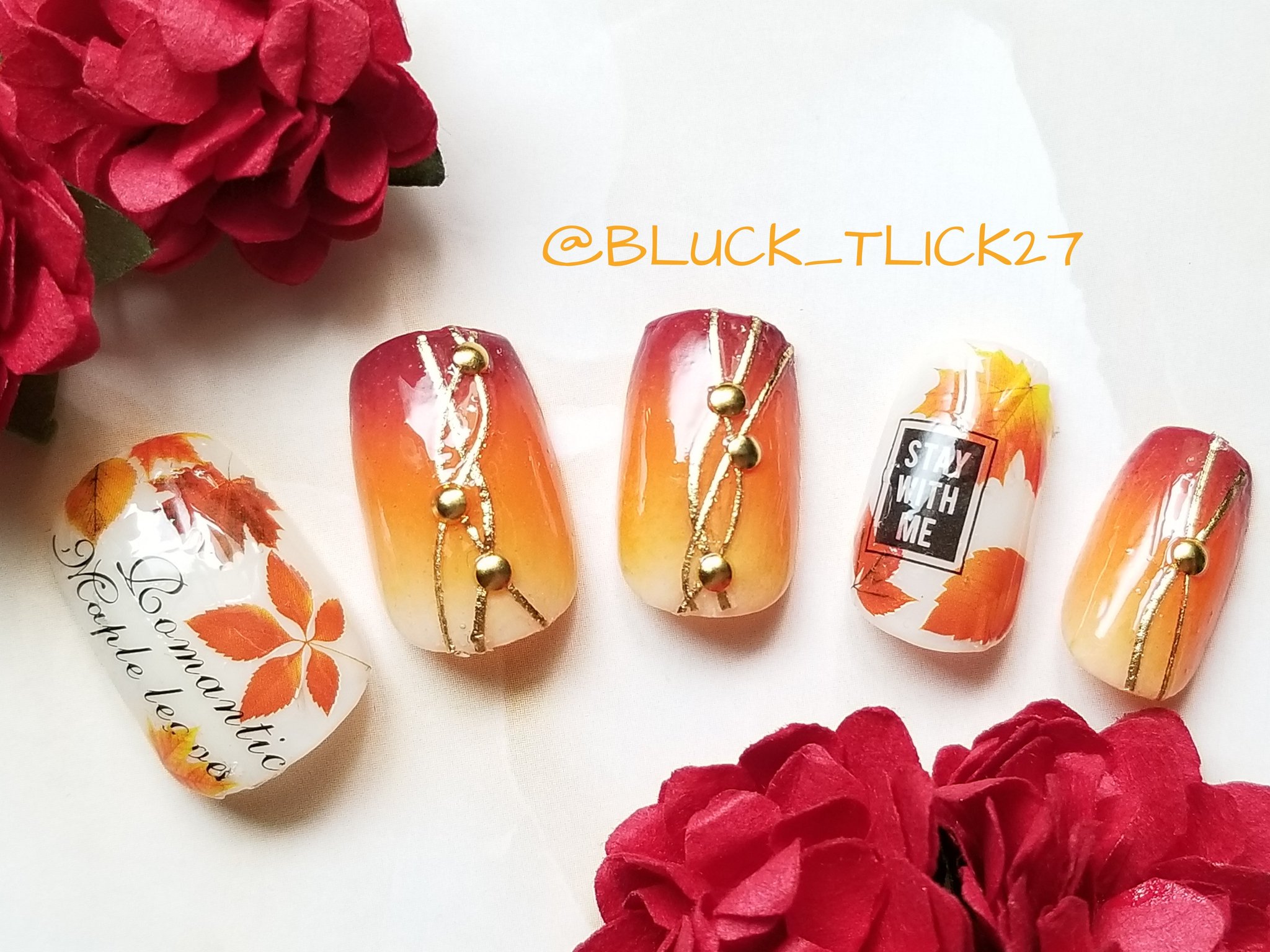 Mikarin ネイル工房さんとのコラボジェル Crescent Of Mermaid 発売中 オールザットネイル さん Allthatnailj のシールを使って 一足お先に紅葉ネイル٩ ˊᗜˋ و 使用アイテムは T Co Kvtchcmneb オールザットネイル Allthatnail