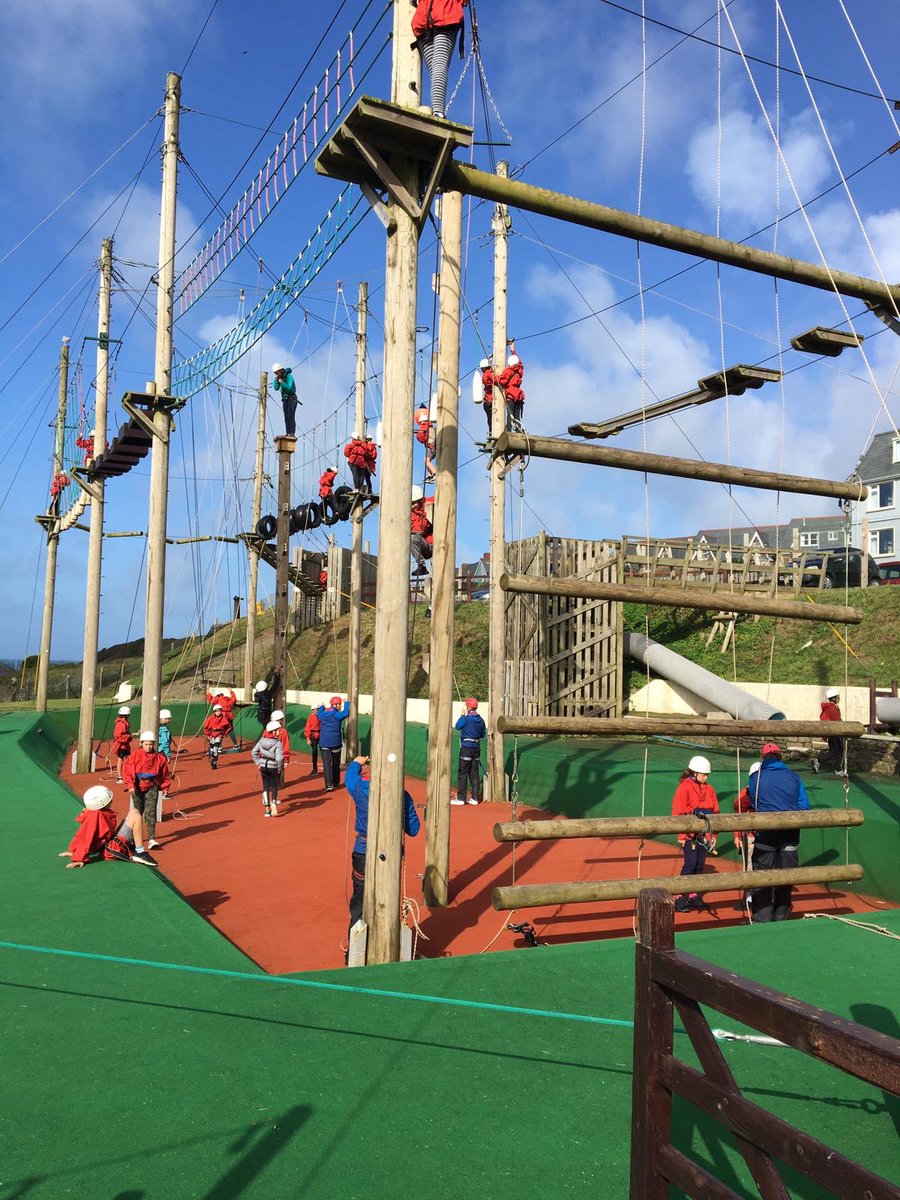 IscaExeter's tweet photo. Day 2 at Bude - a mix of sunshine and showers today as the groups rotate and tackle new challenges. https://t.co/X3iy96nVfT