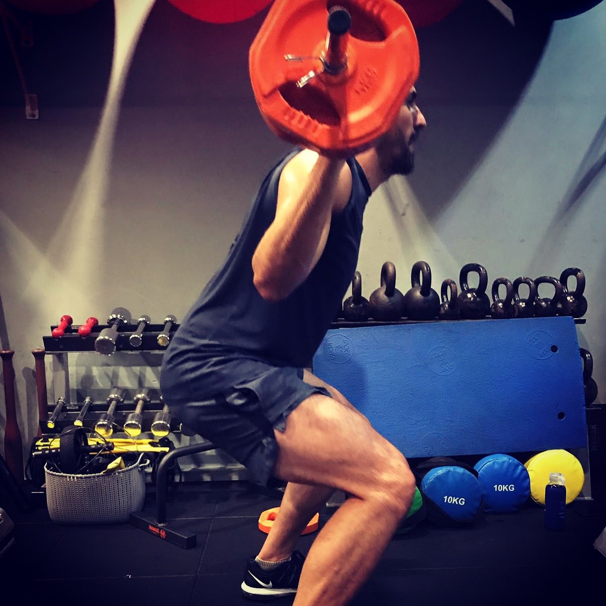 MarcPuigtio's tweet photo. Qui diria que en Javi d’#O2CW diria que faig perfecte l’esquat 😅! Estil de vida 💪🏼🏃🏽♂️ https://t.co/hfQWrCVtn3