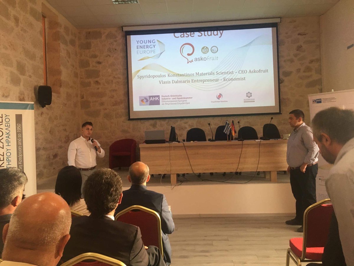 ahkgermany's tweet photo. Abschlussveranstaltung Young Energy Europe auf Kreta. #EnergyScouts präsentieren ihre Projekte 👷🏼‍♂️#PartnerForBildung #PartnerForEducation #EUKI @EUKI_Climate https://t.co/lwSlkajgvy