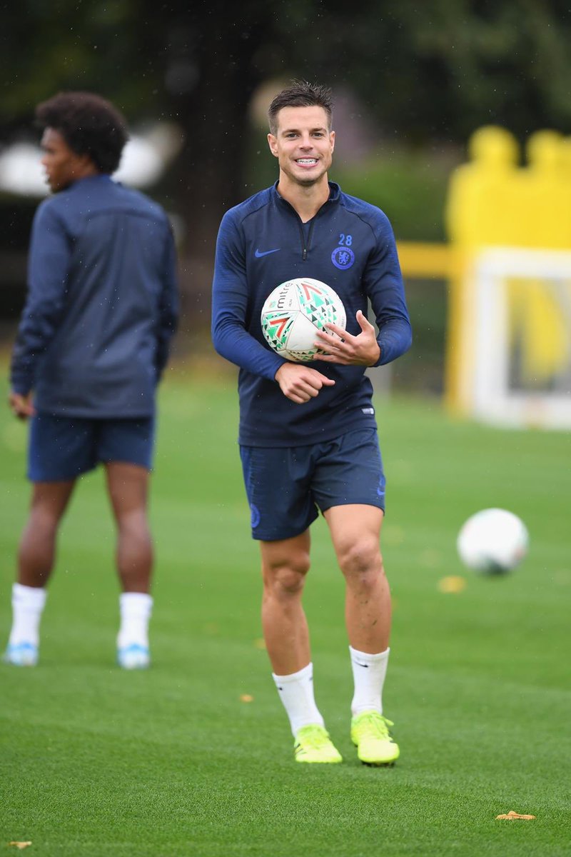 CesarAzpi's tweet photo. A game of 2 touch vs my friend @nglkante โฝโฝ We had a few points that we disagreed on, as you can see! #alwayscompetitive ๐ช๐ป๐ต https://t.co/JMDxEXaqxH