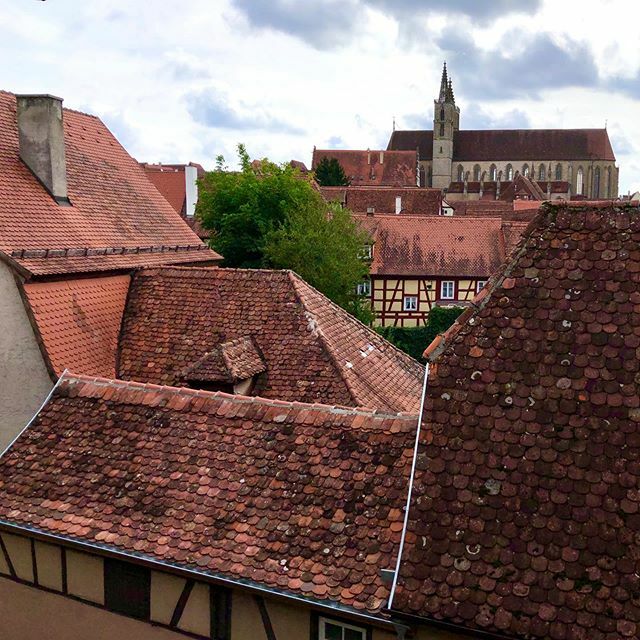 I really like the colours of bricks, so when we visited the medieval town Rothenburg, we could climb the old walls and see these lovely rooftops.
R
O
O
F
#medieval #rothenburgobdertauber #germany #romanticroad #romantischestrasse #rooftops #colors #brick… ift.tt/2lnPlDW