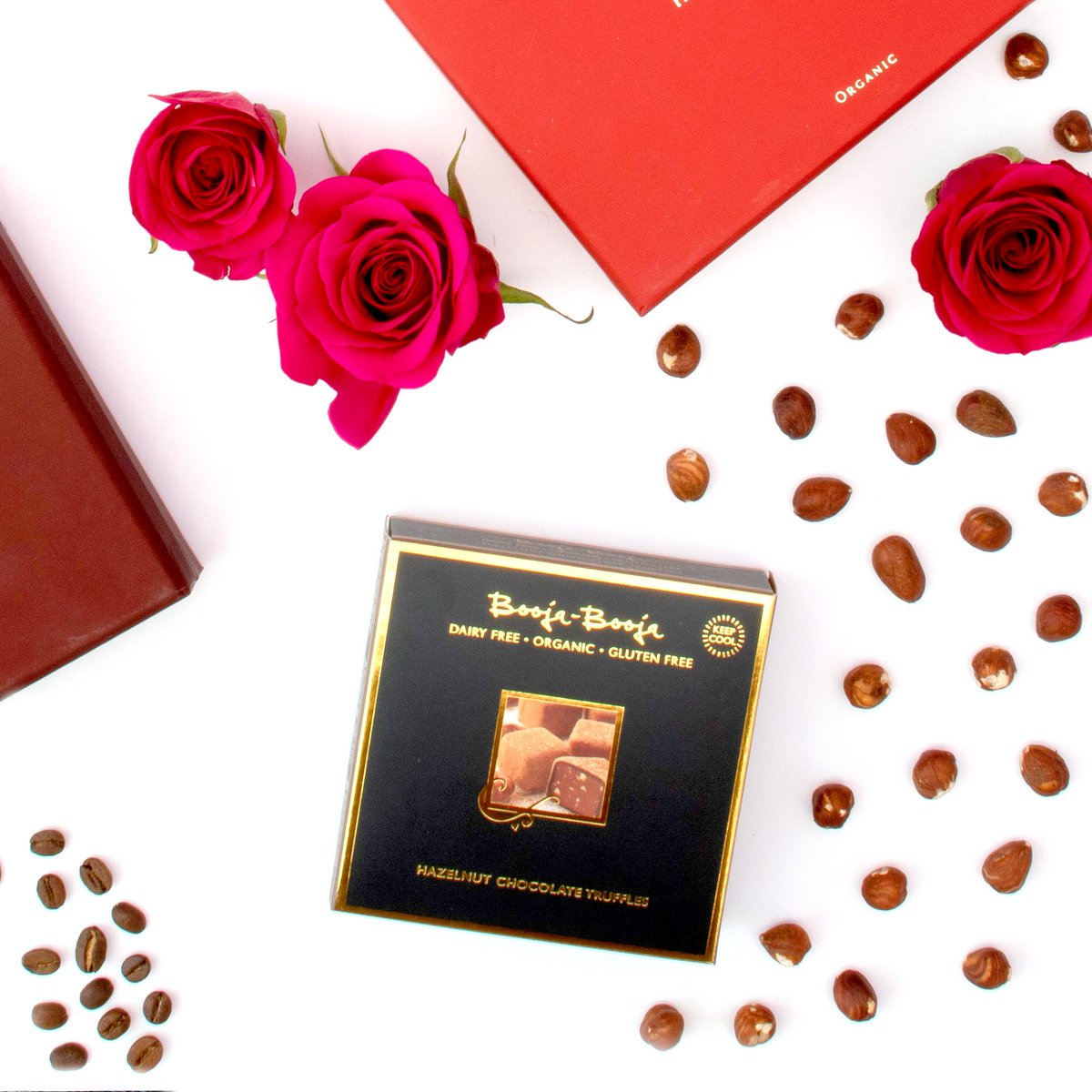 BoojaBooja's tweet photo. We use just 4 organic ingredients to create our delicious melt-in-your-mouth Hazelnut Crunch chocolate truffles! Great for an after dinner treat, especially watching the @BritishBakeOff
Find them in @sainsburys Free From section
#organicseptember #tryorganic #boojabooja #vegan https://t.co/dnbQuIa4Ah