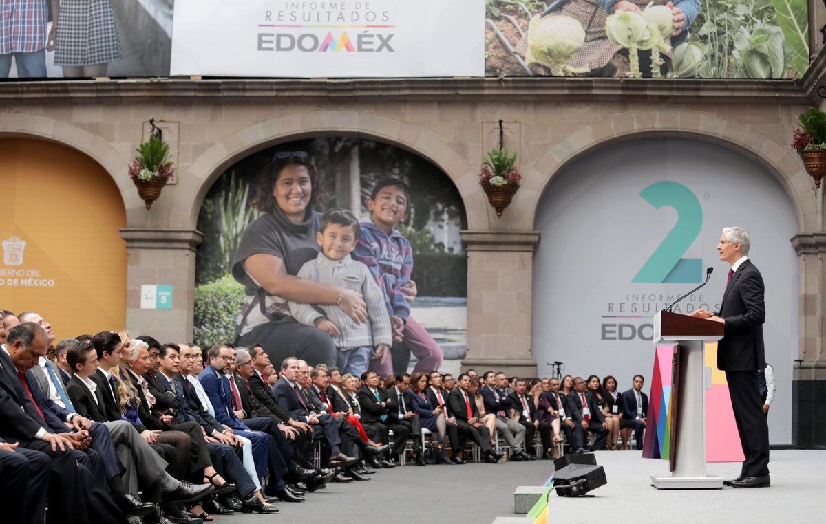alfredodelmazo's tweet photo. Para mejorar la atención y el apoyo a las personas con discapacidad, equipamos 73 unidades básicas de rehabilitación, y construimos tres nuevas, para alcanzar un total de 110. En dos años, hemos brindado cerca de 700 mil consultas y 4 millones de terapias. 

#2doInformeEdoméx https://t.co/VLKGx89VPp