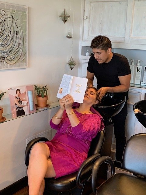 shiftandshine's tweet photo. Primp &amp; Shine! https://t.co/7Tk024YfGF