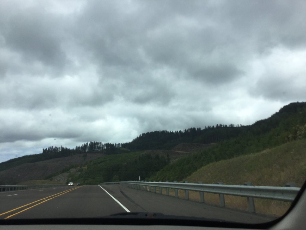 RussellRants's tweet photo. Homeward bound. Thought I’d stop by the coast first though. In hindsight not the most thought out plan. #currentlyfreezingmyassoff https://t.co/EmfuthfS8Z