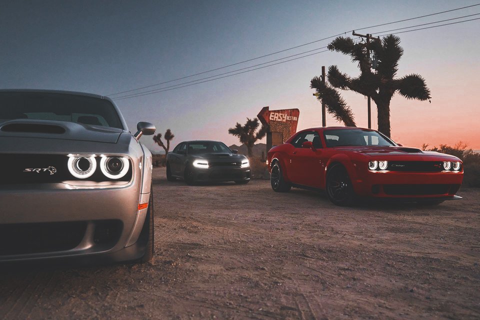 Knight_Dodge's tweet photo. Summer sunsets are a lot better with the 2019 Challenger.
.
.
.
https://t.co/WFHu7dF63M https://t.co/ccMPO0lVnu