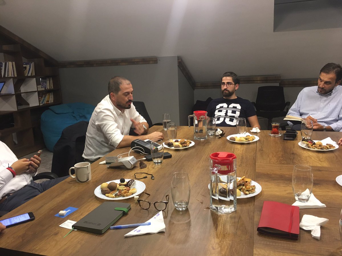 Fintech10TR's tweet photo. Fintech10 2.dönem 2.gününe UPT Genel Müdürü Hakan Özat ile devam ediyoruz. 
#fintech10 #fintech #fintek #istanbulfintekmerkezi https://t.co/9gJ8ZyNanL