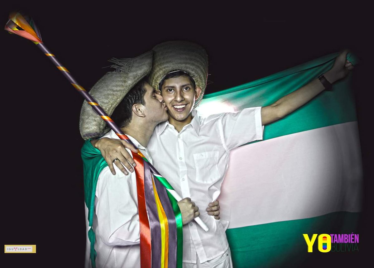 ranalagarto's tweet photo. ¡Felicidades #SantaCruz!
Siempre de colores seamos. 

#SczBo https://t.co/4mnDfgP80q