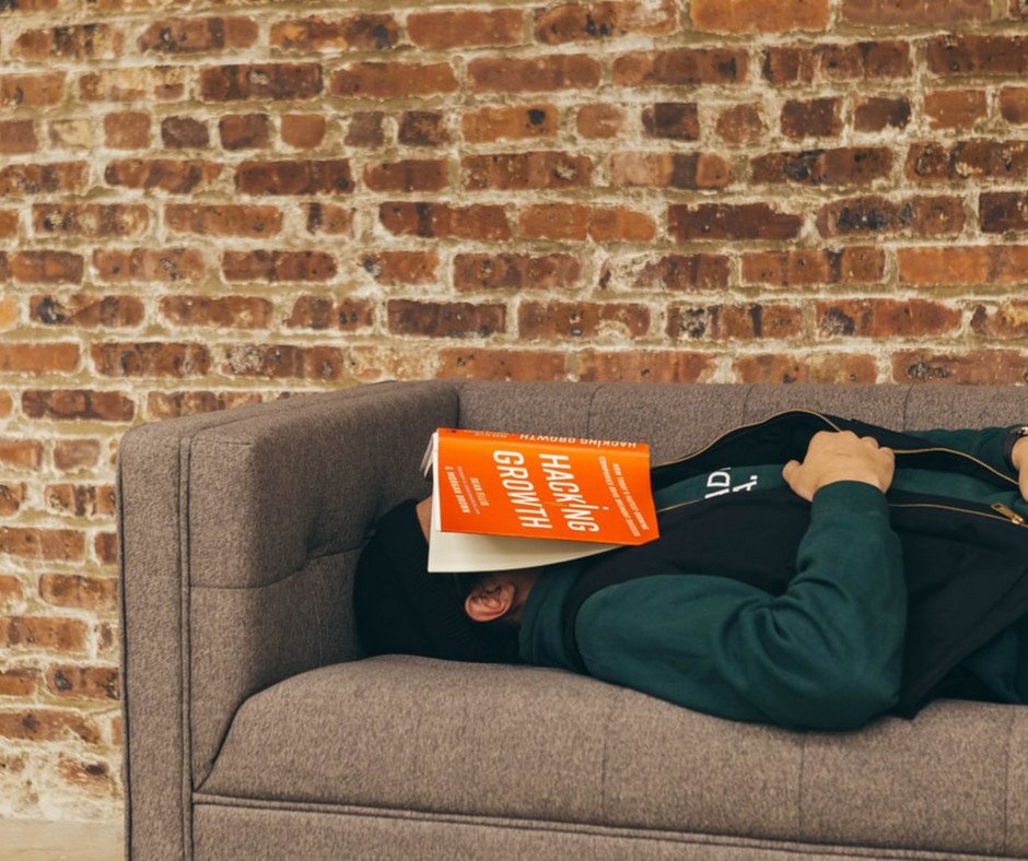 richardbehrco's tweet photo. Sleep researcher: This happens with less than six hours of sleep with the body #sleep #bettersleep
https://t.co/zF08p7OR2q https://t.co/BkKangcNci