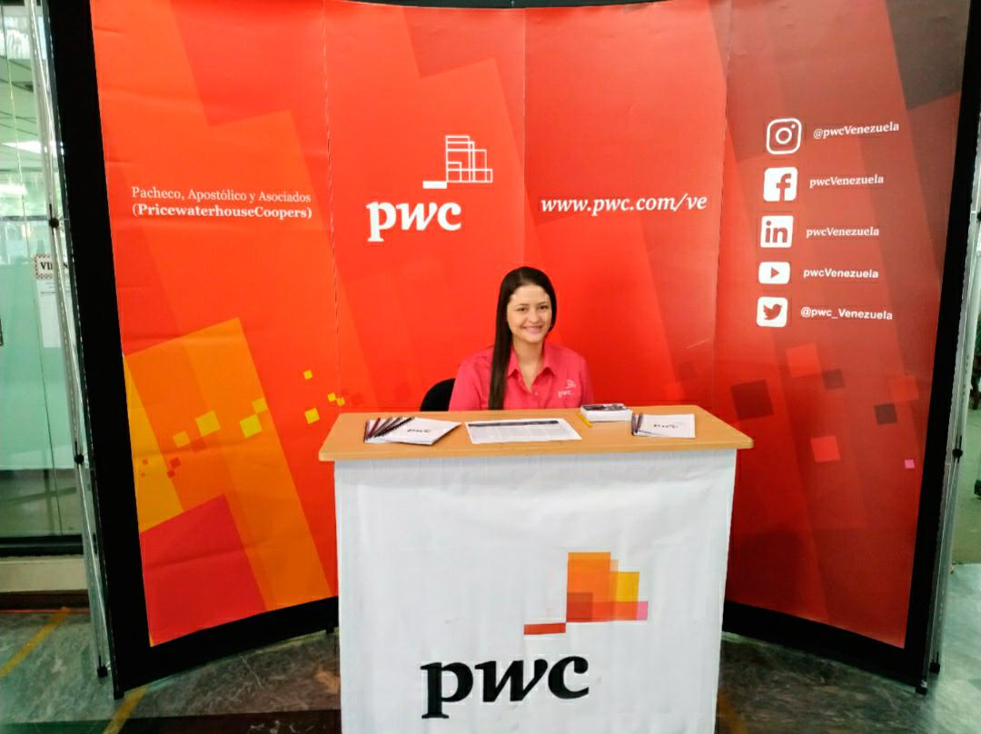 PwC_Venezuela's tweet photo. Presentes en la 1ra. Edición de la Feria de Empleo y Pasantías en la Universidad Alejandro de Humboldt.

En ella, recibimos las síntesis curriculares de estudiantes y jóvenes profesionales. Recuerda que puedes enviarnos tu CV a: ve_rrhh@pwc.com 

#Trabajo #Pasantías #RRHH #PwC https://t.co/2FpdX3F0jp