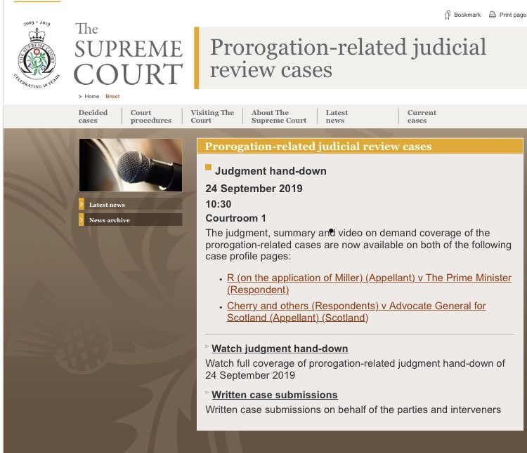 ChargeStory's tweet image. With respect Roger. And maybe Gina will pay for a hatrick