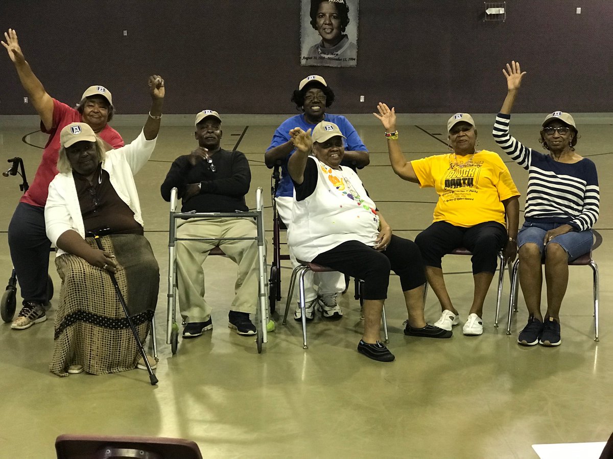 MCG_Surgery's tweet image. Thank you Carrie May Community Center in @CityofAugusta for hosting our Division of Trauma for "It's a matter of balance" seminar. #FallPreventionWeek #PreventFallsGeorgia #PreventTrauma