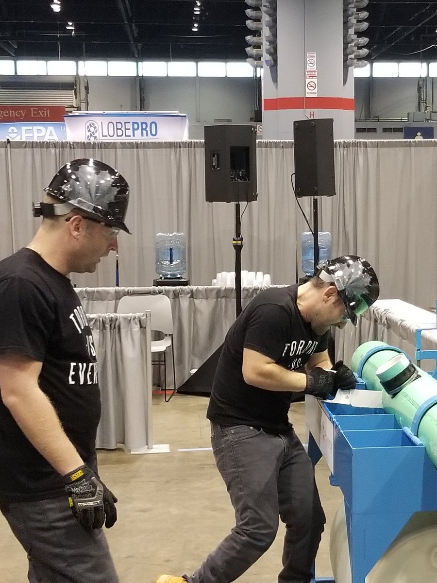 knatwilson's tweet image. @WEAOntario Ashbridges High Levels performing in the Ops Challenge #WEFTEC19.