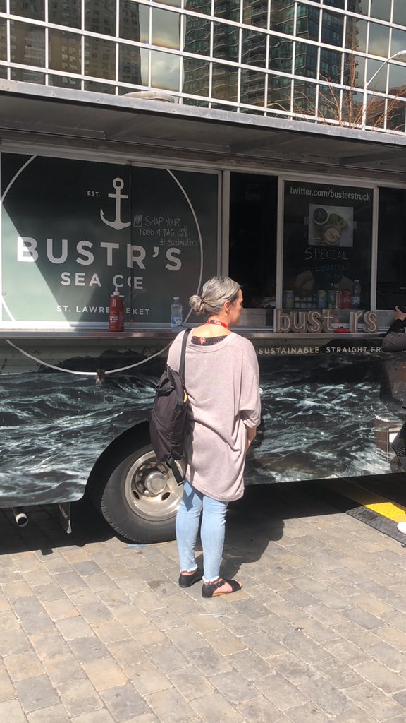 Audrey van Petegem tweet media