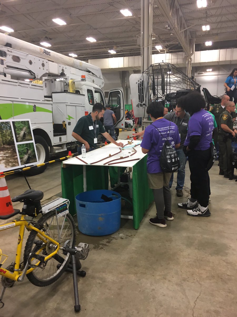 Today’s <a href="/JACentralInd/">JA Central Indiana</a> #jajobsparkindy was an incredible experience for <a href="/IPSSchools/">IPS</a> 8th grade students. They were able to discover careers and open their minds to so many possibilities for their futures! <a href="/jones_flora/">Ms. Flora Jones!</a>