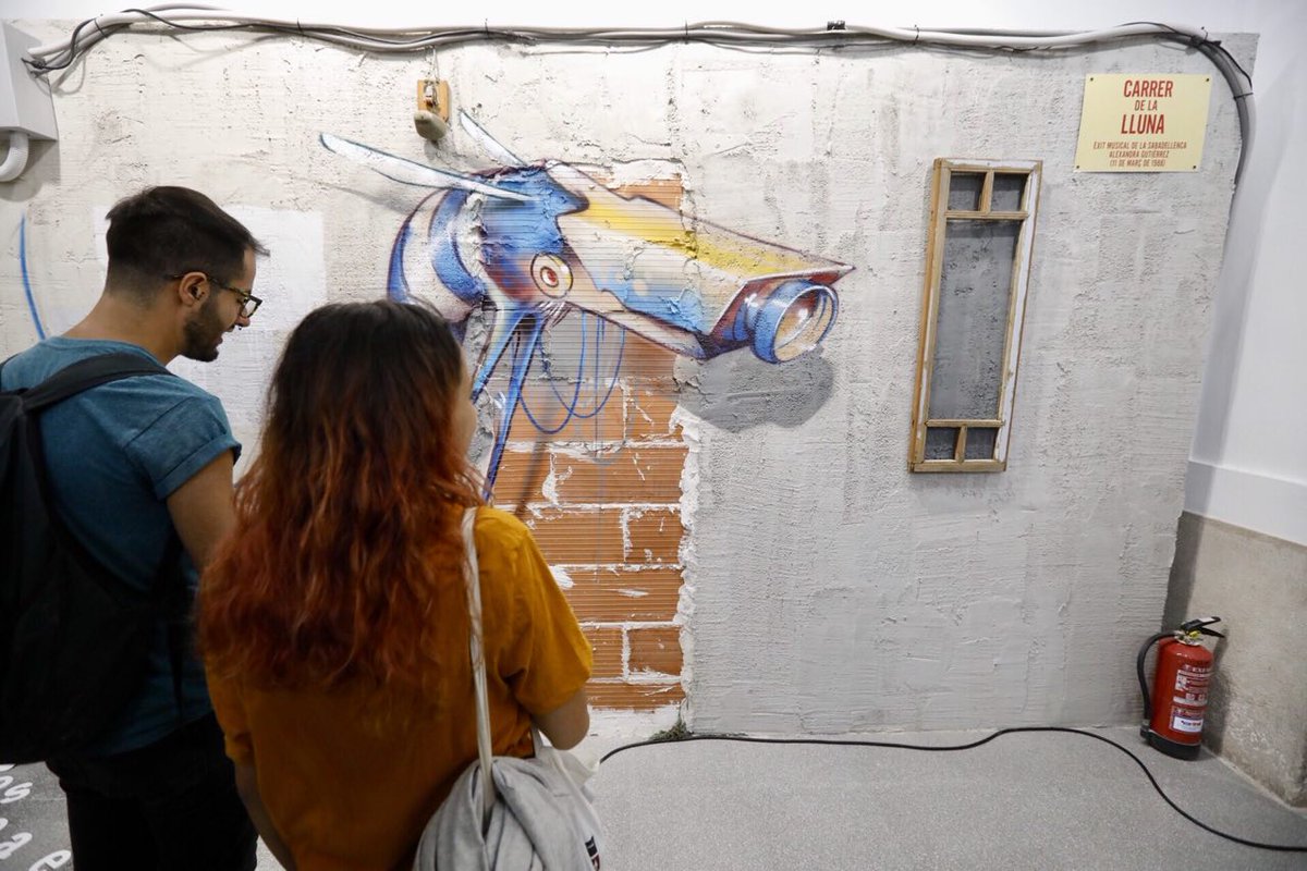 Aquest dimecres, visita guiada a l'exposició "#Sabadell, up to date" a càrrec dels artistes (el Col·lectiu Starter). Al Casal Pere Quart, a les 19 h. Darrer dia de la mostra...!