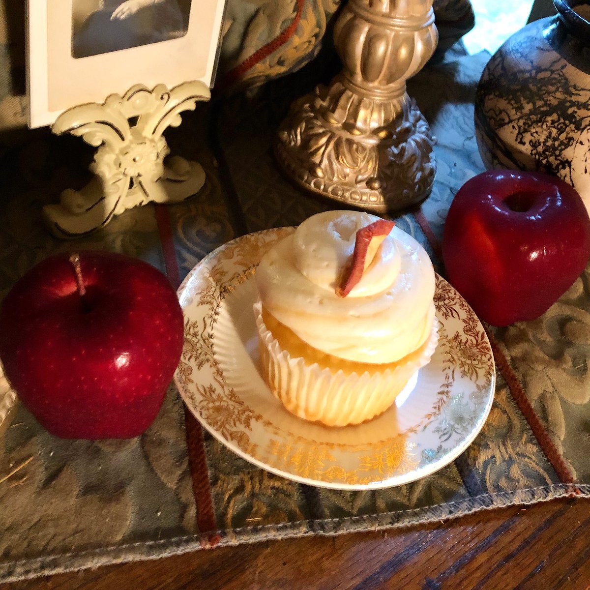 APPLE SEASON!!!
Now on the Blog!!!
prepwithtwist.blogspot.com/2019/09/blog-p…