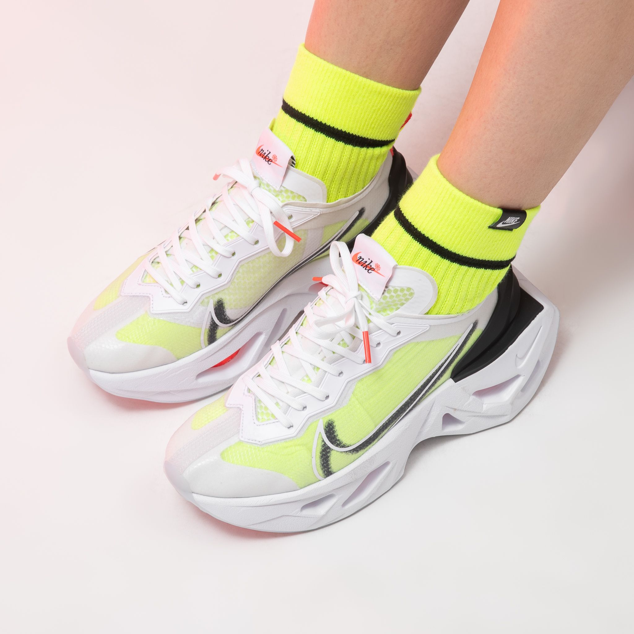 nike vista grind white