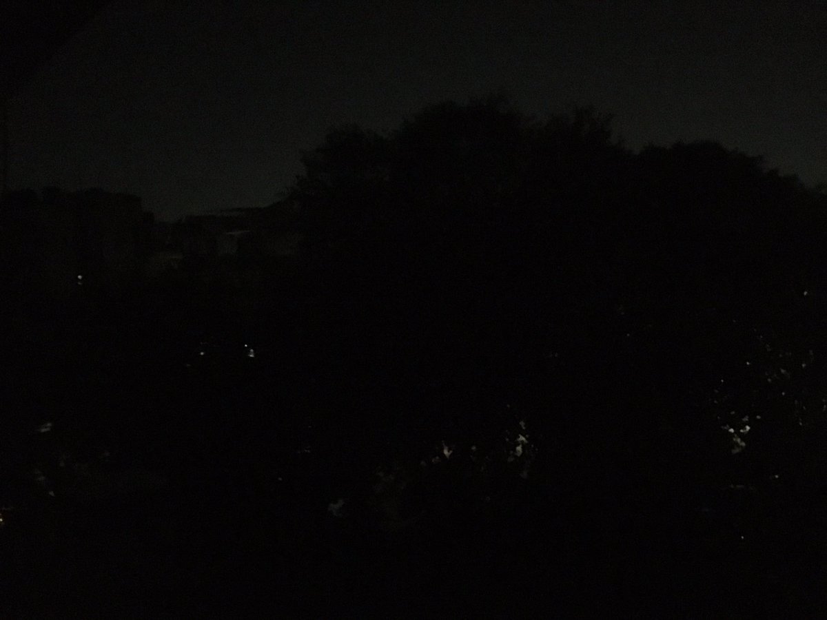 devashishbiswas's tweet image. This is great! 
As the news published, Steet lights went out in kalkaji locality, south delhi locality and since evening till this time its dark all around. 

Seems @ArvindKejriwal bringing DARK NIGHTs to identify and end dark spots.