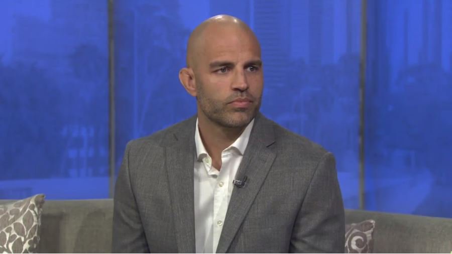 FOX 11 Los Angeles (@foxla) on Twitter photo The Game Changers documentary shows athletes eating meatless diets: bit.ly/2mzjGj5. Follow <a href="/gcmovie/">The Game Changers</a> for more about the film. w/<a href="/MarlaTellez/">MarlaTellez</a> <a href="/bobbydtv/">Bob DeCastro</a> The Game Changers documentary shows athletes eating meatless diets: bit.ly/2mzjGj5. Follow <a href="/gcmovie/">The Game Changers</a> for more about the film. w/<a href="/MarlaTellez/">MarlaTellez</a> <a href="/bobbydtv/">Bob DeCastro</a>
