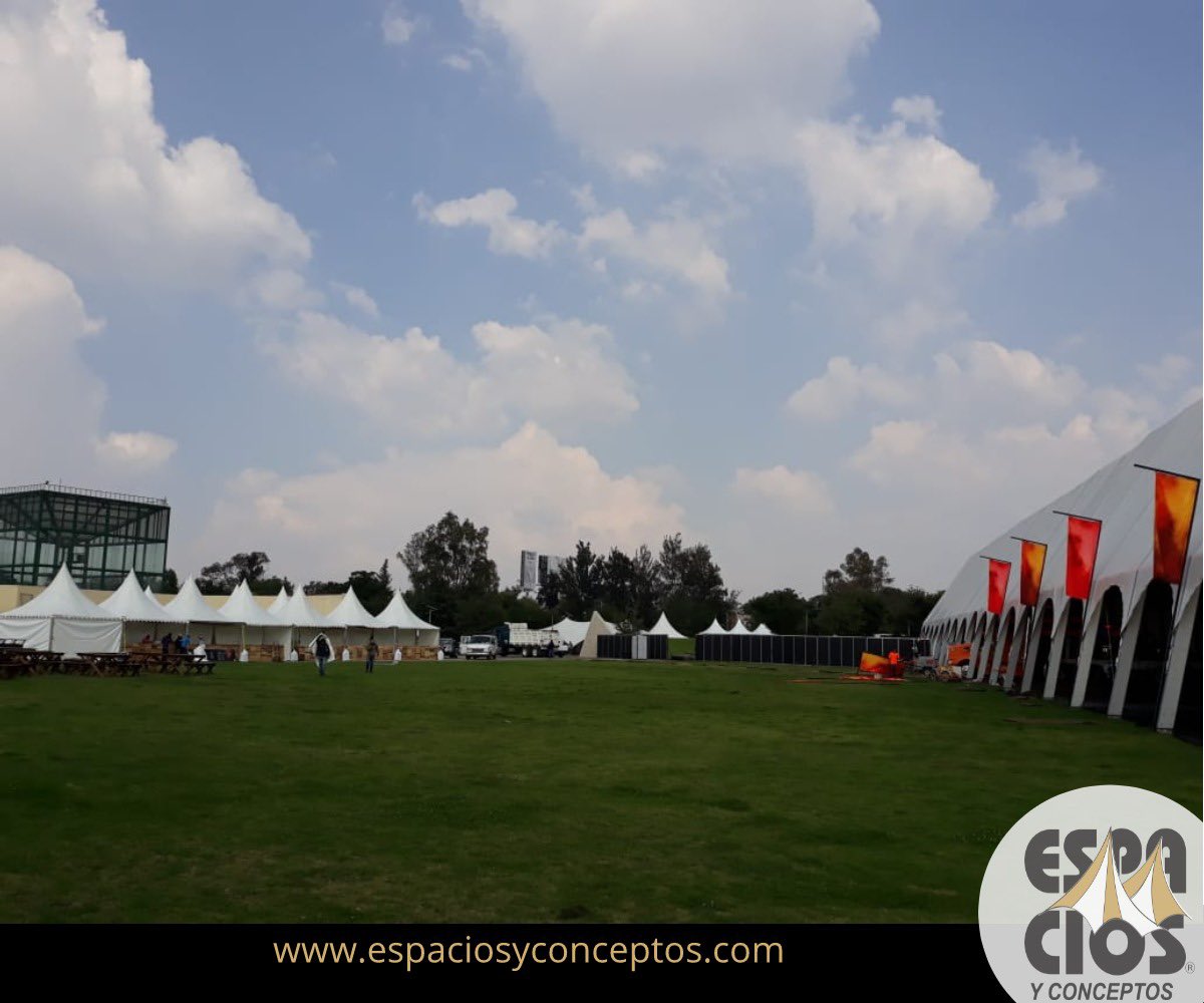 Espaciossadecv's tweet image. La cita fue en parque bicentenario para recibir a miles y miles de fanáticos de la música electrónica. 

#Música #Electro #Tents #Eventos #CDMX