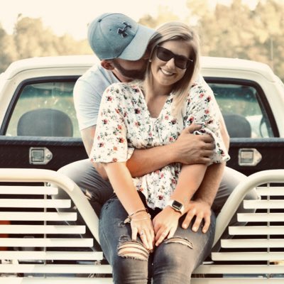 haleybrookevarn's tweet photo. #NewProfilePic https://t.co/eXL4U50HZA