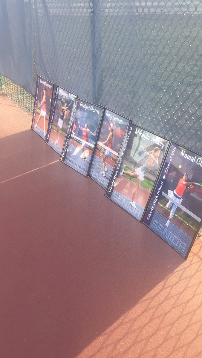 DrKieselWSD's tweet photo. Senior Tennis Night!! @LibEagleTennis @EaglesLibertyAD https://t.co/QLanJmsbr0