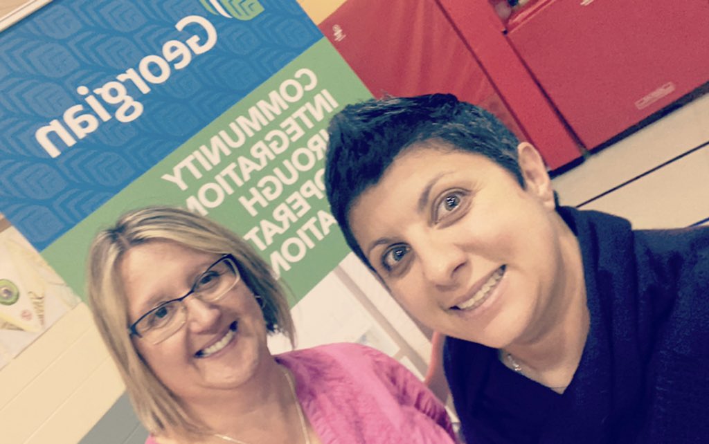 tuesdayschild23's tweet image. All set to meet perspective @GeorgianCICE students at the @HeydonParkSS Transitions Night with @mzar17 . @tdsb @georgiancollege #inclusion #accessibility4all #accessprogram