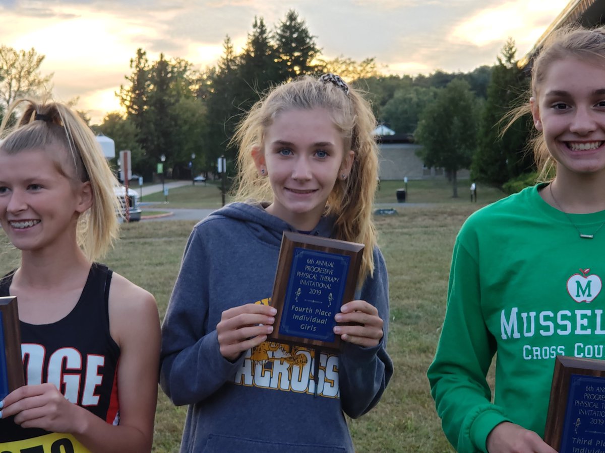 CoachShriver1's tweet photo. Another meet, another plaque. #itswhatshedoes #shesreallyfast @burgleopards @SmithsburgXC @SmithsburgHigh @SmithsburgThe https://t.co/iyZy4BPweP