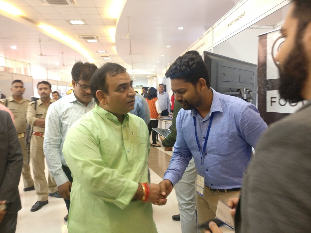 ShivNadarUniv's tweet photo. We are proud of #EdCaptain and #FoodViraam, our #AIC-powered startups, which performed exceptionally well at #UPStartupConclave2019. EdCaptain was recognized as the ‘Best Startup’ in the Social Impact category while #FoodViraam fascinated everyone. Congratulations! https://t.co/lVFodc4BQ8