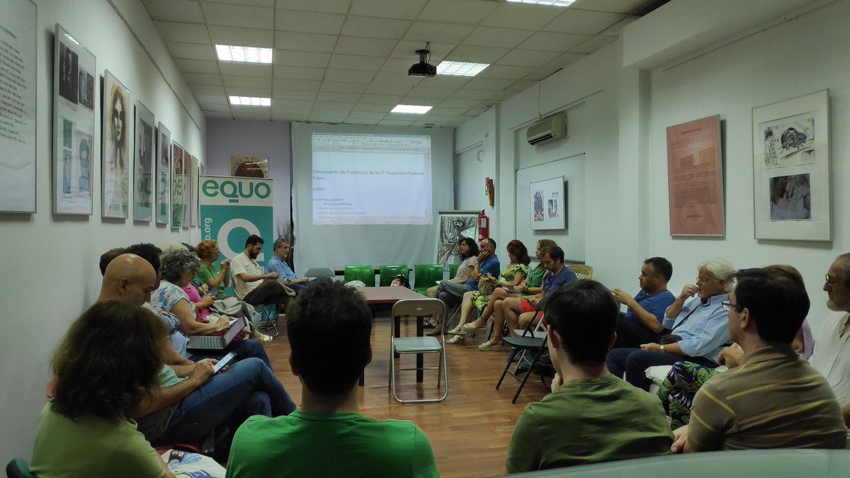 VerdesEquo_sev's tweet photo. Hoy en la #AsambleaAbierta hemos hablado sobre asuntos internos de organización en Sevilla, sobre las próximas #EleccionesGenerales2019 y cómo nos vamos a ellas y, por último, sobre la ponencia política de nuestra próxima #AsambleaFederal. https://t.co/2UU6DsXGtD https://t.co/J9lyWoZFyn